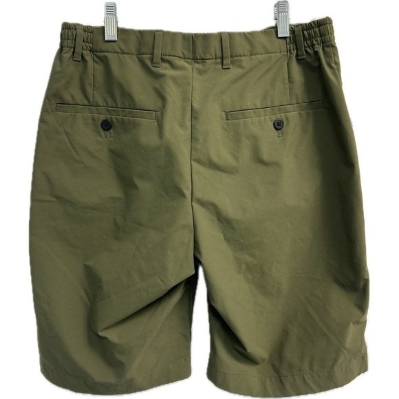 Uniqlo x Theory Men’s Ultra Light Relaxed Shorts Size S - Picture 8 of 10